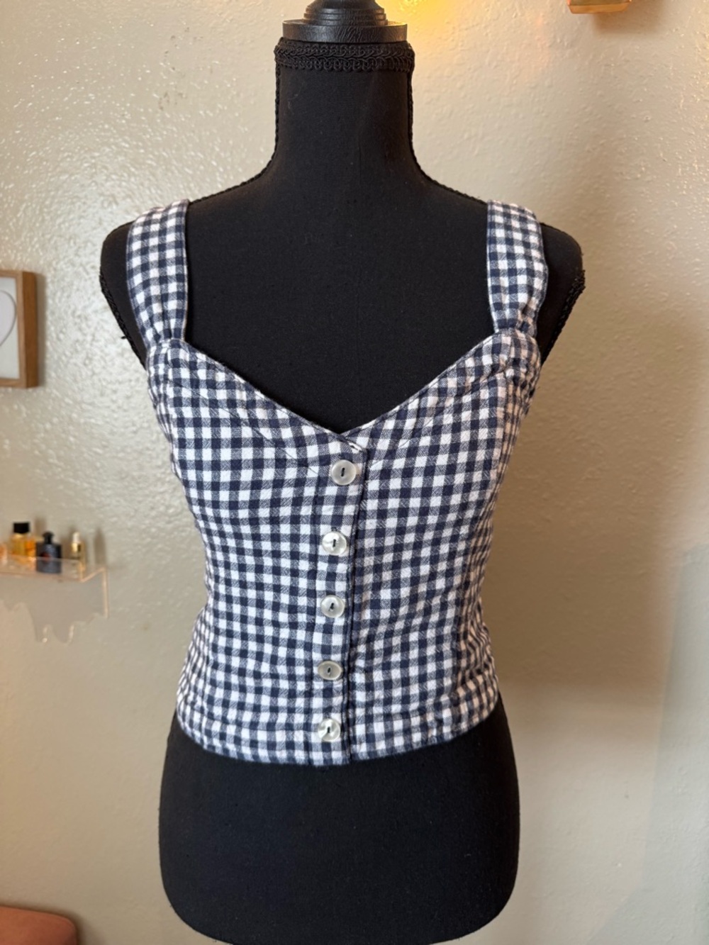 Abercrombie & Fitch Navy and White Gingham Button-Front Crop Top
